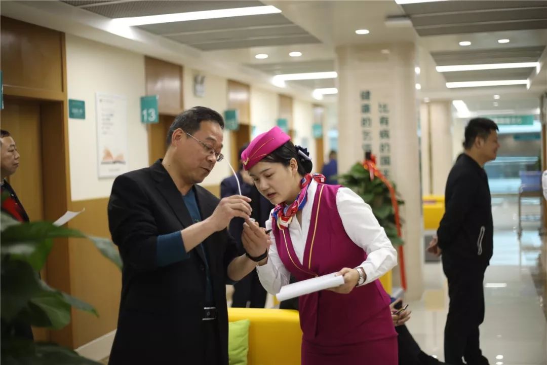 天津24小时套医保卡(北京医保卡使用指南)